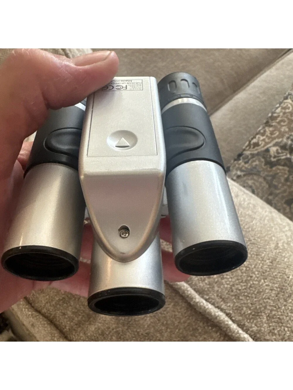 Vivitar CV-1025V Binoculars New Batteries Works Great